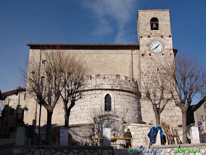 03_P1044940+.jpg - 03_P1044940+.jpg - La chiesa di S. Maria Assunta.