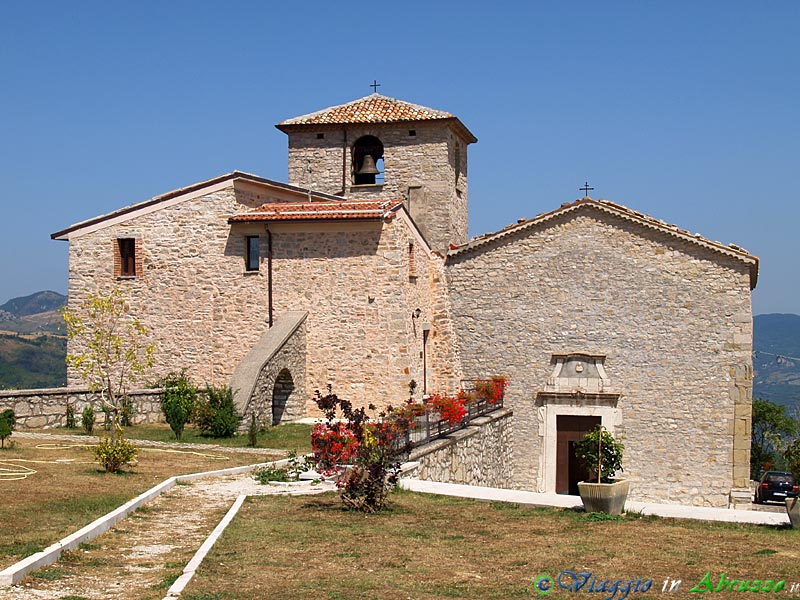 15-P1011988+.jpg - 15-P1011988+.jpg - L'antica chiesa di S. Egidio.