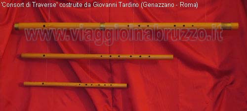 029.jpg - 029.jpg - STRUMENTI A FIATO (WIND INSTRUMENTS): Consort di Traverse.