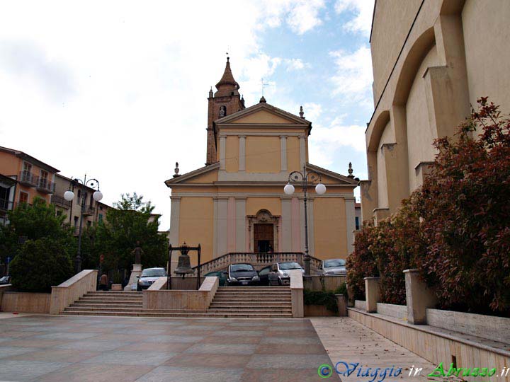 02-P5025831+.jpg - 02-P5025831+.jpg - La chiesa della Madonna della Consolazione (XVI sec.).